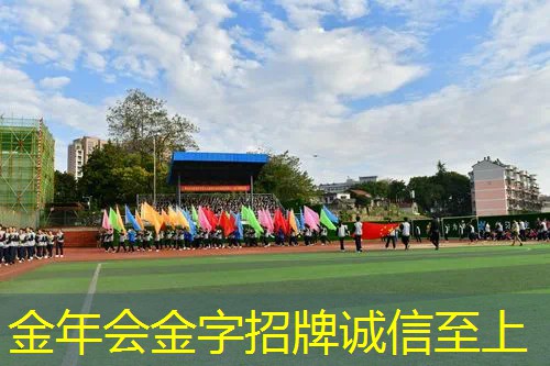 健身包可以装网球拍不