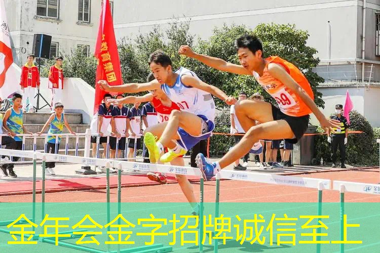 男子网球拍多少克合适